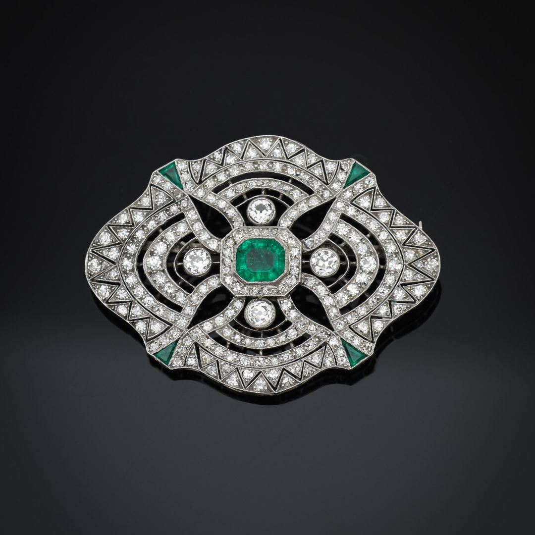 Emerald Brooch 2 (2)